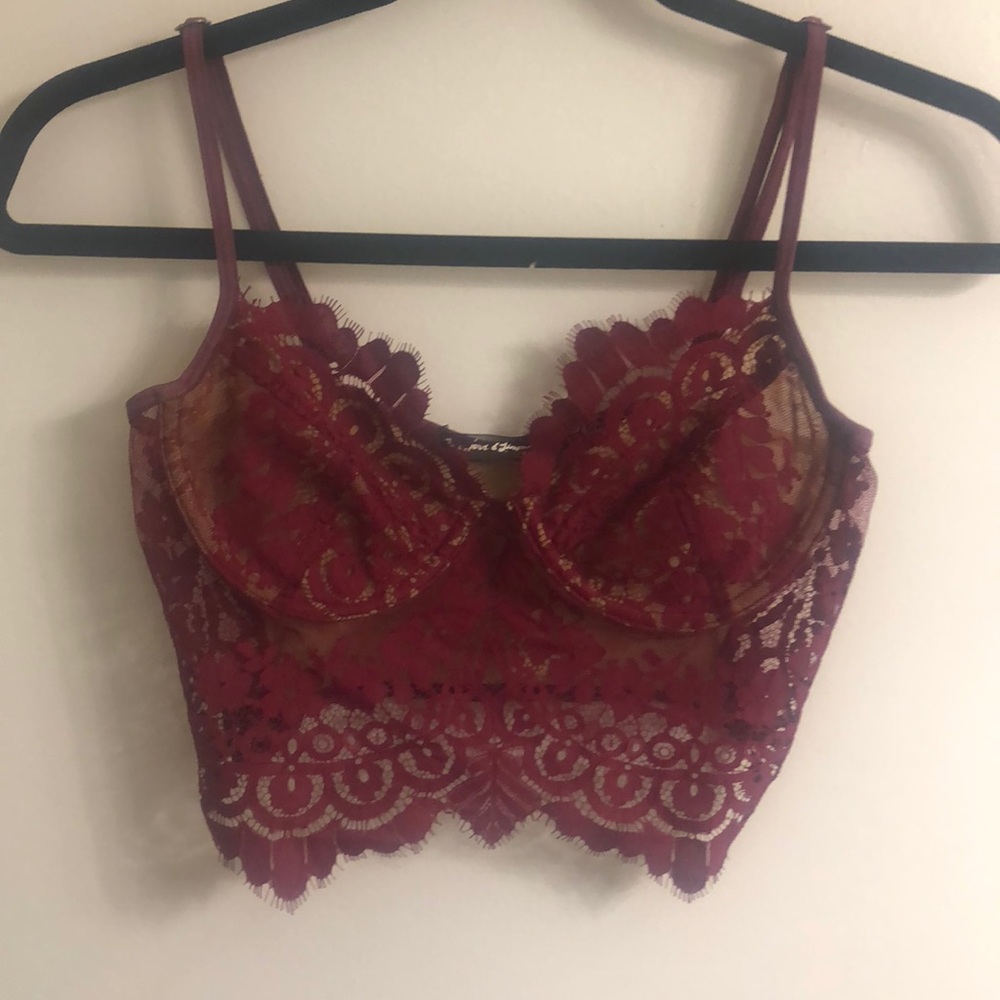 FOR LOVE & LEMONS BURGUNDY LACE CROP BRALETTE